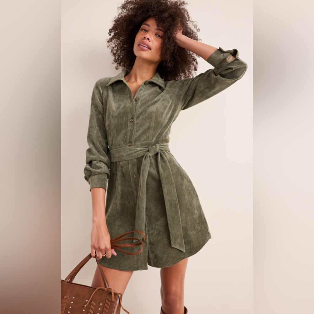 ✨NWT✨ Francesca's Sage Green Long Sleeve Dress size XL